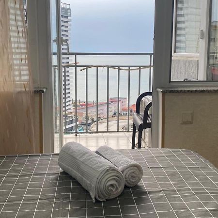 Apartment Black Sea Side Батуми Экстерьер фото