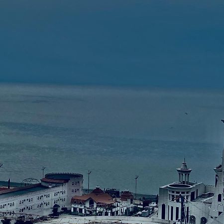 Apartment Black Sea Side Батуми Экстерьер фото